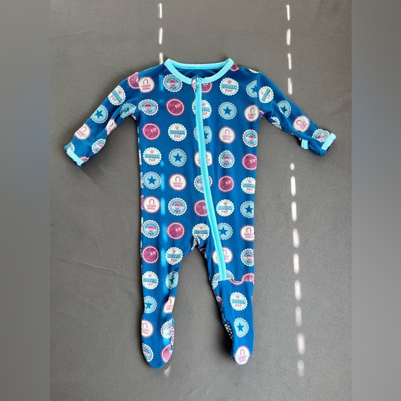 Kickee Pants Soda Pop Caps Footie Sz 0-3 Months - Picture 1 of 10